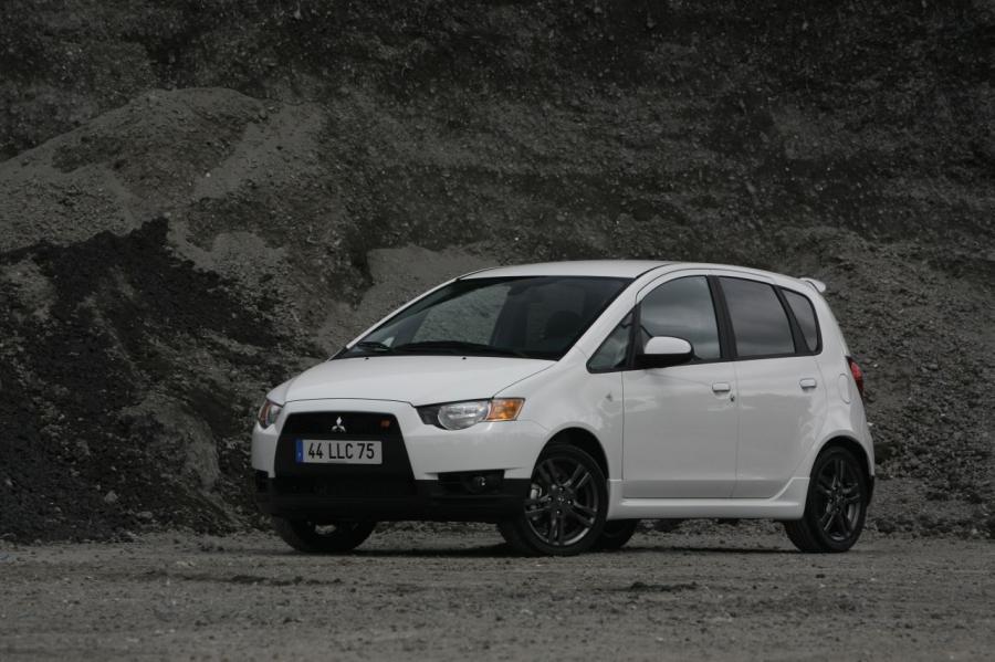  Mitsubishi Colt Ralliart 2009 года  (фото 29 из 60)
